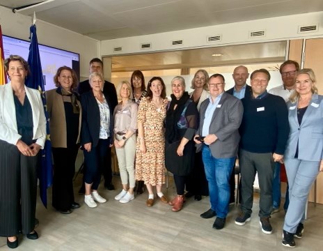 Flere fra skoleadministrasjonen i Telemark fylkeskommune var med på avslutningen i Brussel tidligere i år.