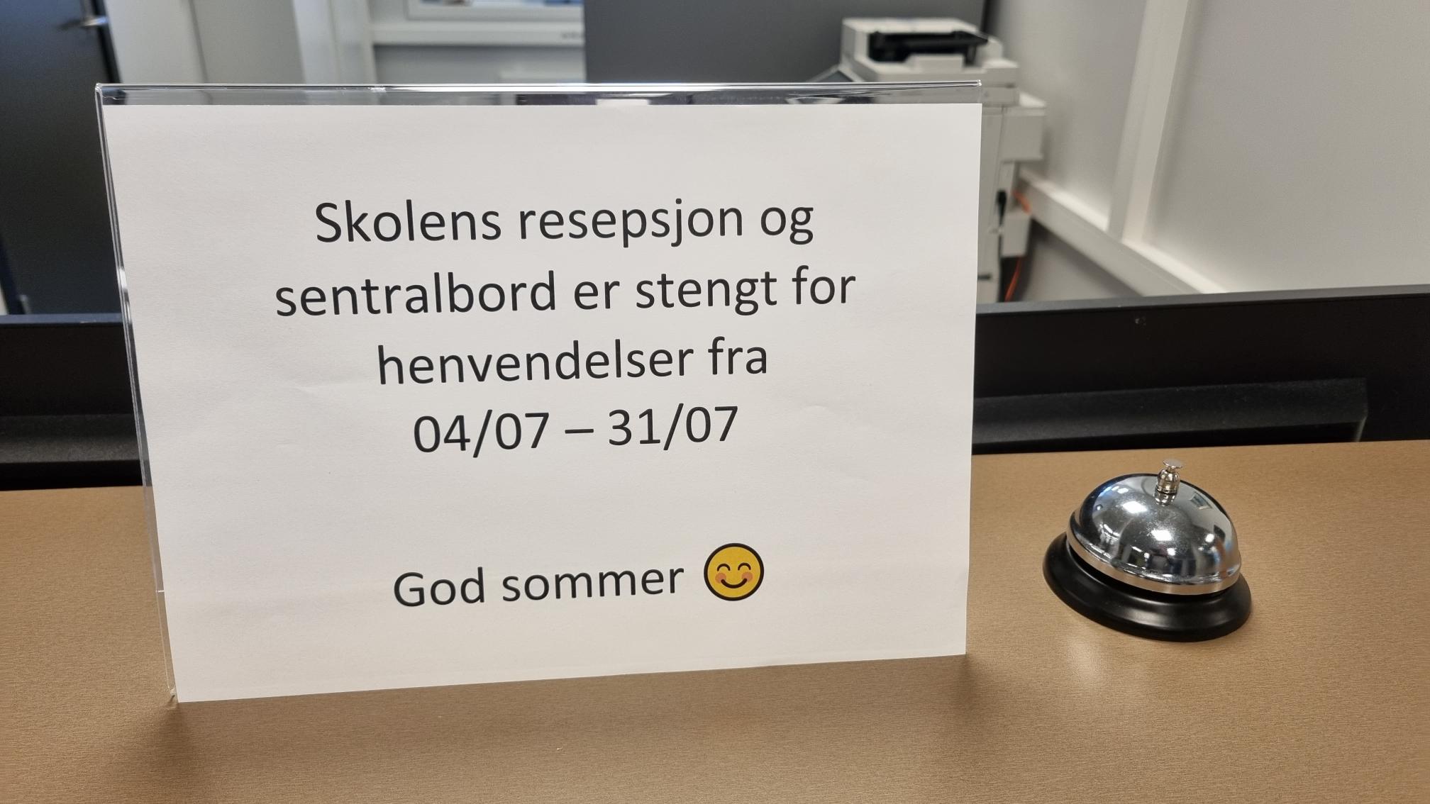 Bilde av stengt resepsjon