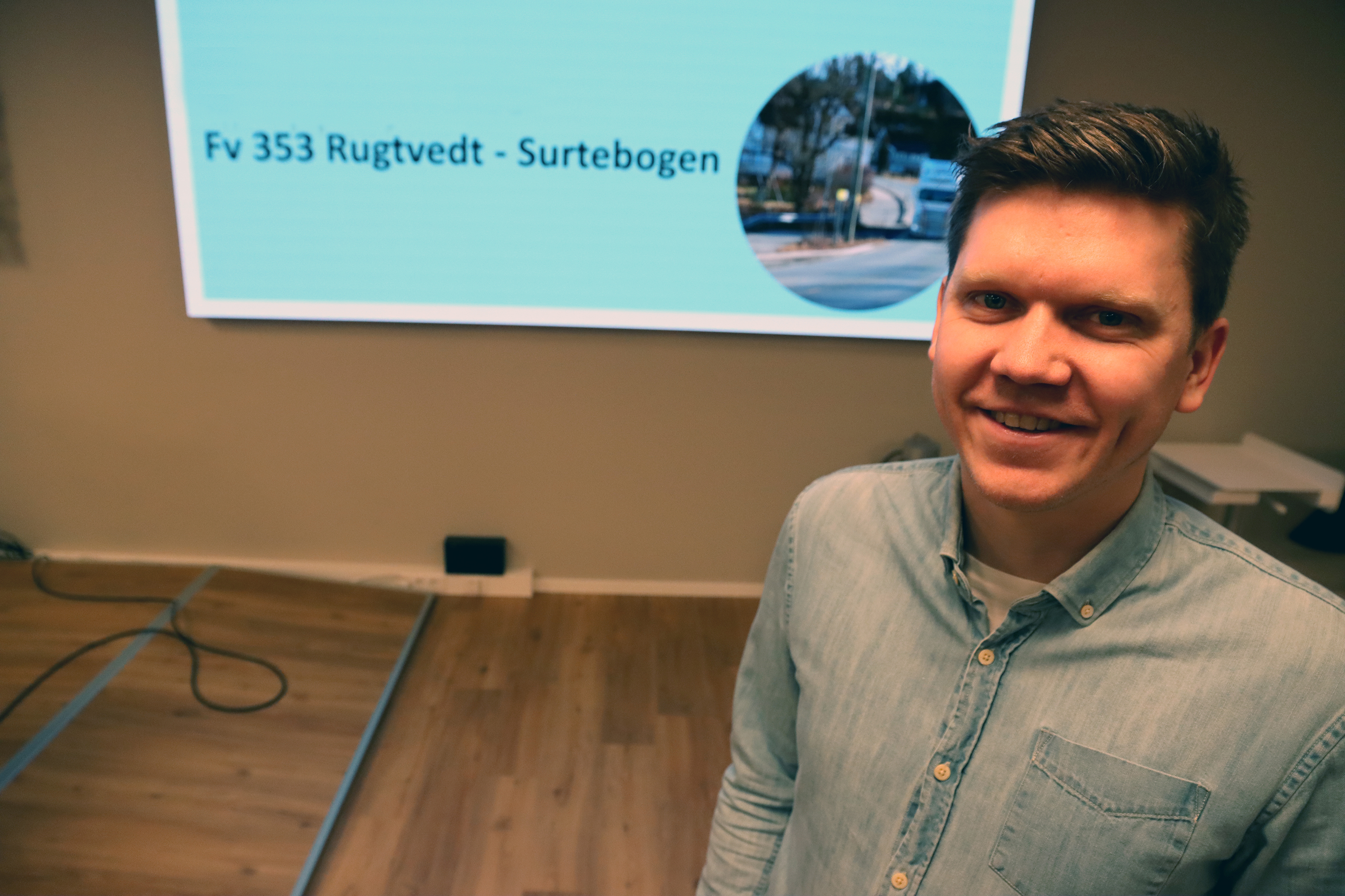 Prosjektleder Lars Lund er glad for den store interessen for å bygge «Gassveien», Fv. 353 Rugtvedt-Surtebogen i Bamble kommune. Prosjektet har en totalramme på nesten 600 millioner kroner.